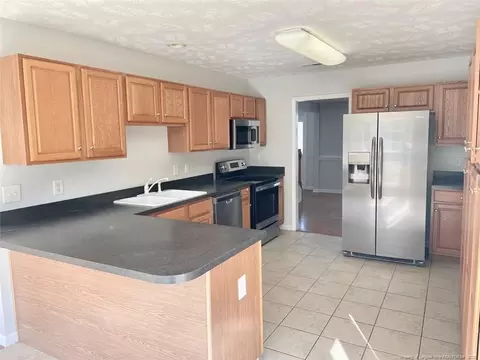 709 Yorkshire Dr, Cameron, NC 28326 photo 9
