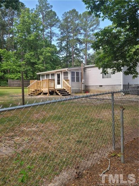 154 Davey St, Spring Lake, NC 28390 photo 4
