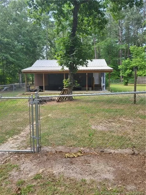 154 Davey St, Spring Lake, NC 28390 photo 3