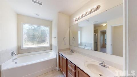 388 Basket Oak Dr, Bunnlevel, NC 28323 photo 13