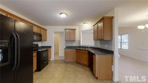 388 Basket Oak Dr, Bunnlevel, NC 28323 photo 9