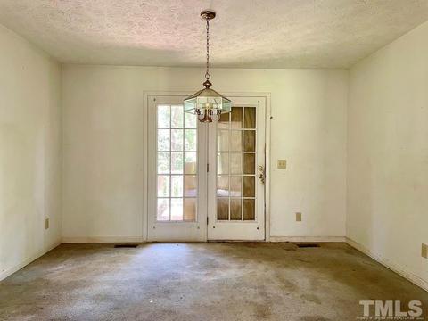 288 Lakeridge Dr, Cameron, NC 28326 photo 3