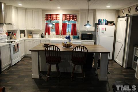 82 Pine St, Moncure, NC 27559 photo 8
