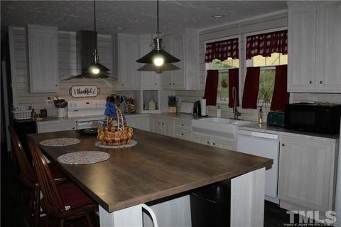 82 Pine St, Moncure, NC 27559 photo 5