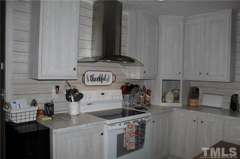 82 Pine St, Moncure, NC 27559 photo 3