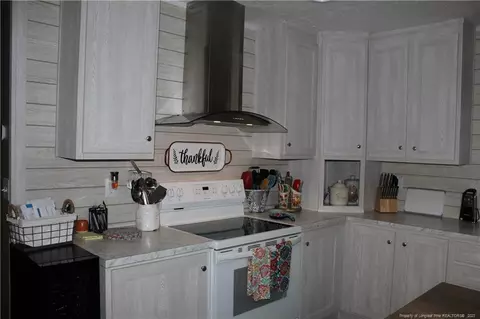 82 Pine St, Moncure, NC 27559 photo 3