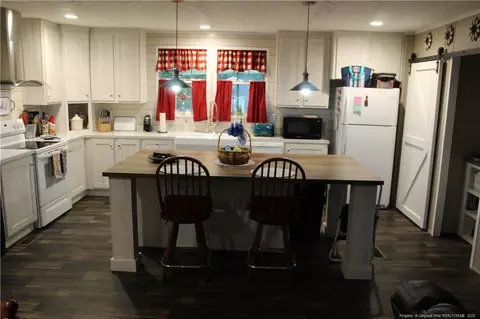 82 Pine St, Moncure, NC 27559 photo 8