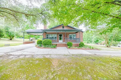 321 Lawrence Rd, Broadway, NC 27505 photo 1