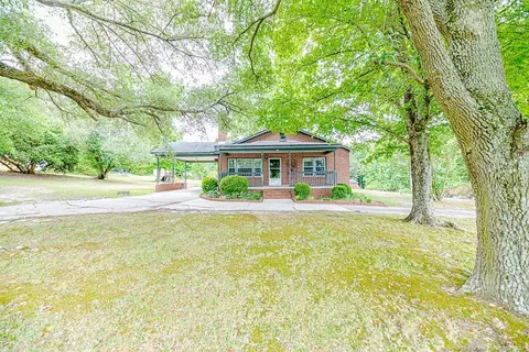 321 Lawrence Rd, Broadway, NC 27505 photo 2