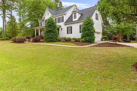 126 Falling Water Rd, Spring Lake, NC 28390 photo 4