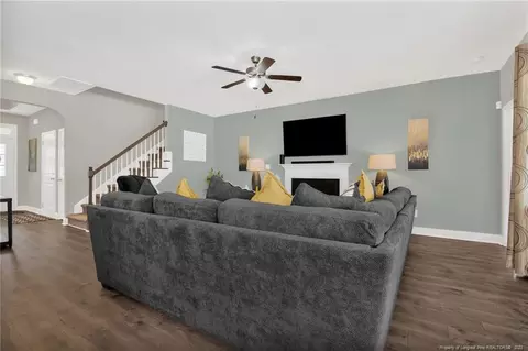 178 Pendleton St, Raeford, NC 28376 photo 7