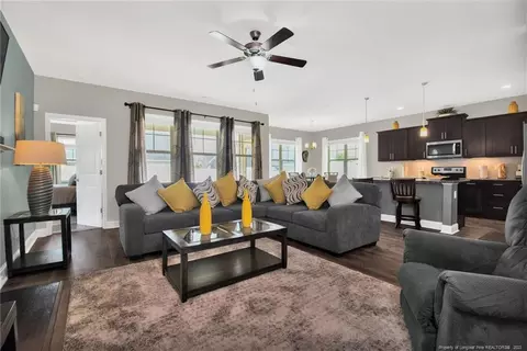 178 Pendleton St, Raeford, NC 28376 photo 5