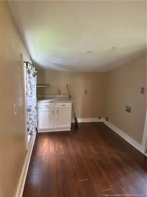 106 W D St, Erwin, NC 28339 photo 9
