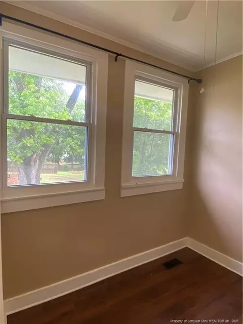 106 W D St, Erwin, NC 28339 photo 10