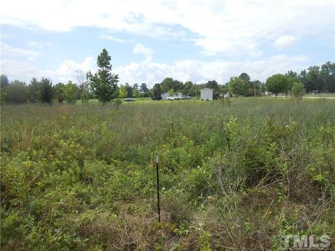 11 Fergus Dr, Maxton, NC 28364 photo 4