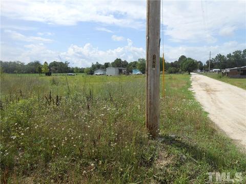11 Fergus Dr, Maxton, NC 28364 photo 3
