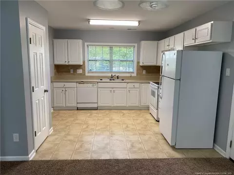 76 Valley Oak Dr, Bunnlevel, NC 28323 photo 9