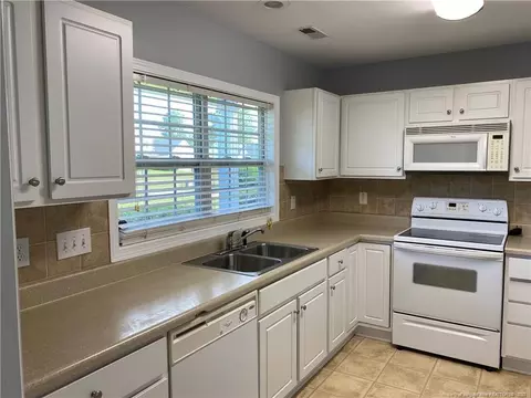 76 Valley Oak Dr, Bunnlevel, NC 28323 photo 11