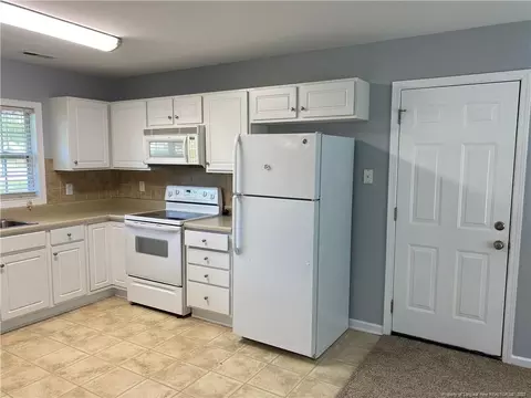 76 Valley Oak Dr, Bunnlevel, NC 28323 photo 10