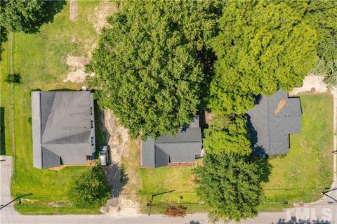 102 W E St, Erwin, NC 28339 photo 4