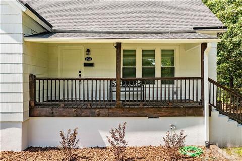 102 W E St, Erwin, NC 28339 photo 3