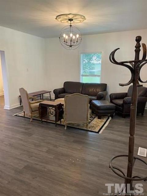 102 W E St, Erwin, NC 28339 photo 9