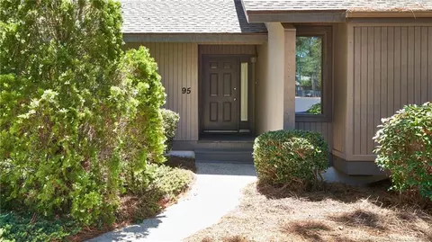 95 Barton Hills Ct, Pinehurst, NC 28374 photo 2