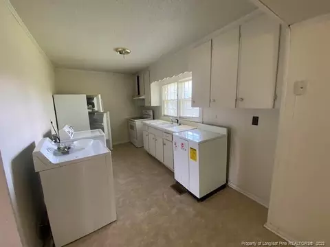 110 W J St, Erwin, NC 28339 photo 3