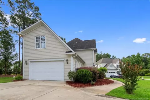 155 Blue Pine Dr, Spring Lake, NC 28390 photo 3