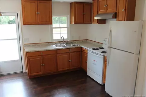503 E Carr St, Dunn, NC 28334 photo 10