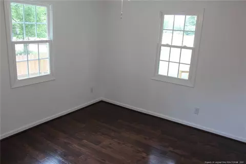 503 E Carr St, Dunn, NC 28334 photo 24