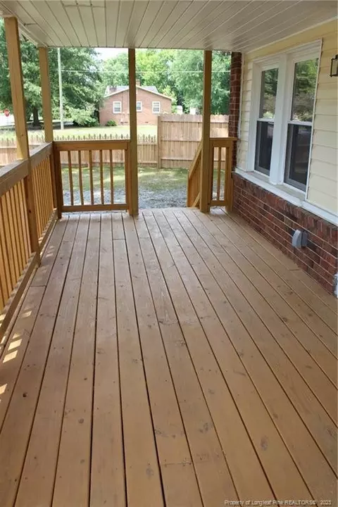503 E Carr St, Dunn, NC 28334 photo 7