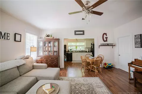 205 W E St W, Erwin, NC 28339 photo 3