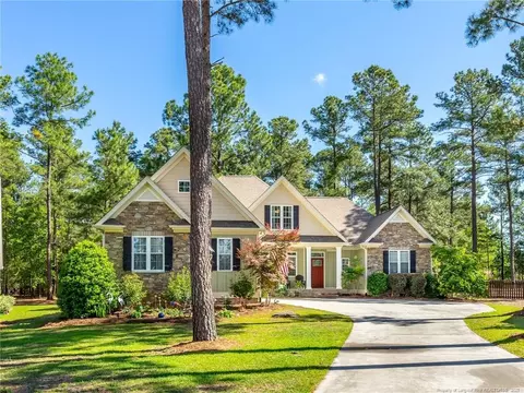 160 Leesville Loop, Aberdeen, NC 28315 photo 5