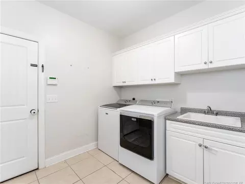 160 Leesville Loop, Aberdeen, NC 28315 photo 17