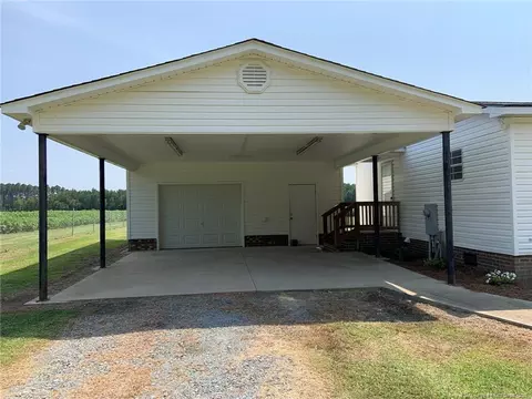 4392 Smithfield Rd, Wade, NC 28395 photo 4