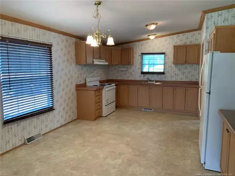 4392 Smithfield Rd, Wade, NC 28395 photo 5