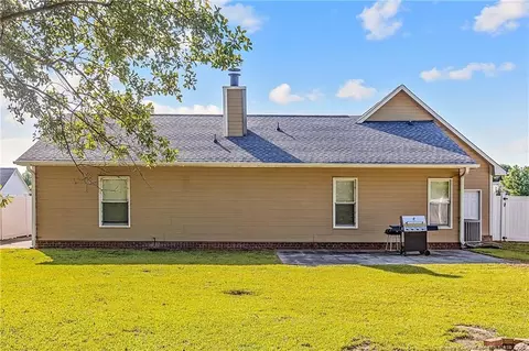 216 Riverwind Dr, Spring Lake, NC 28390 photo 5