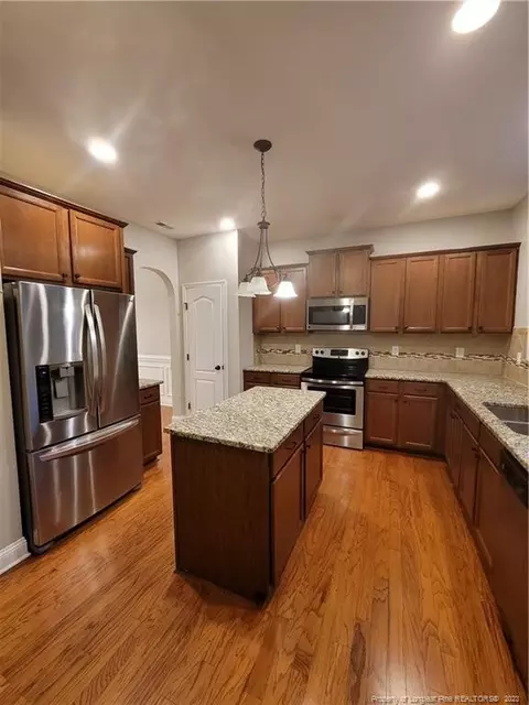 123 Valley Stream Rd, Spring Lake, NC 28390 photo 5