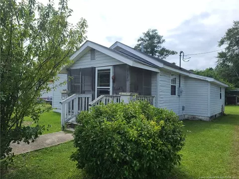 7419 3rd St, Wade, NC 28395 photo 1