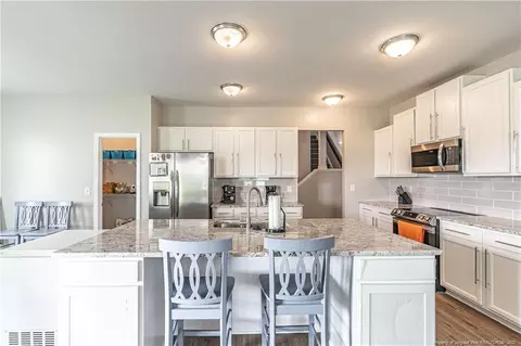 646 Heathrow Dr, Spring Lake, NC 28390 photo 9