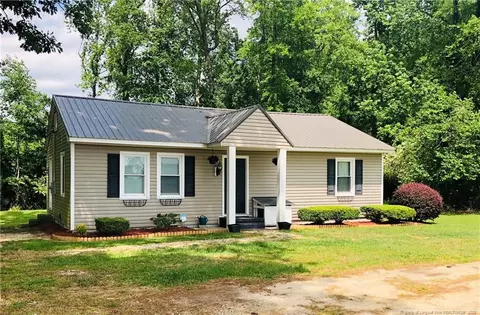 6519 Barefoot Rd, Wade, NC 28395 photo 1