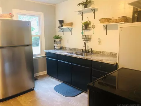 6519 Barefoot Rd, Wade, NC 28395 photo 4