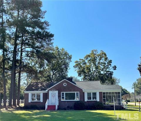 301 E D St, Erwin, NC 28339 photo 1