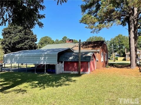 301 E D St, Erwin, NC 28339 photo 6