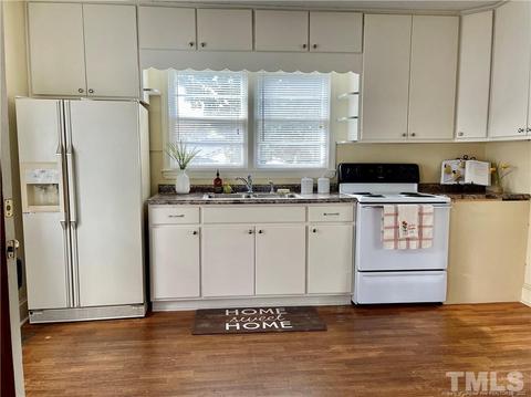 301 E D St, Erwin, NC 28339 photo 10