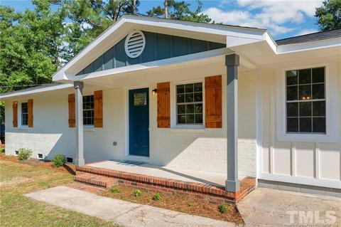 207 E 5th Ave, Raeford, NC 28376 photo 3