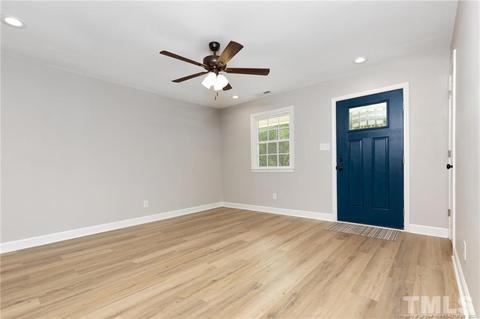 207 E 5th Ave, Raeford, NC 28376 photo 5