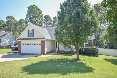 102 Chesapeake Rd, Cameron, NC 28326 photo 1