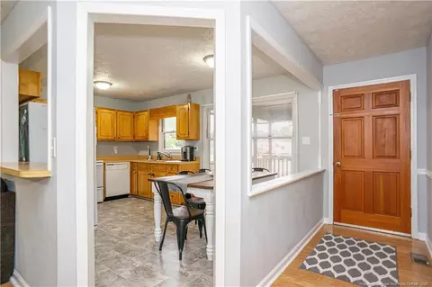 7147 Lee Ave, Wade, NC 28395 photo 6
